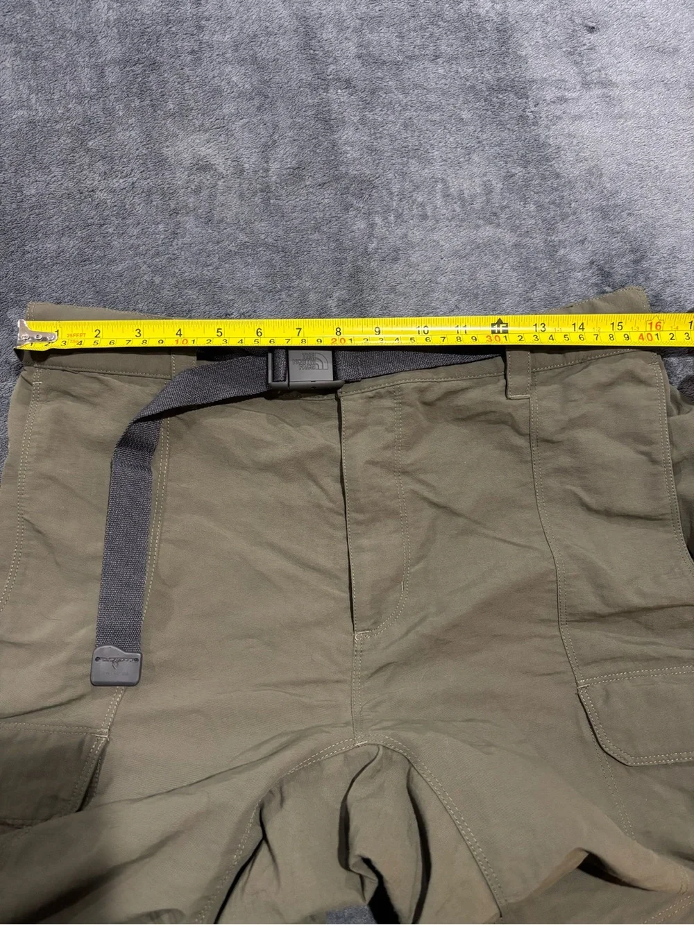 North Face Men's Cargo Hiking Pants Size Medium Outdoor Convertible Belted